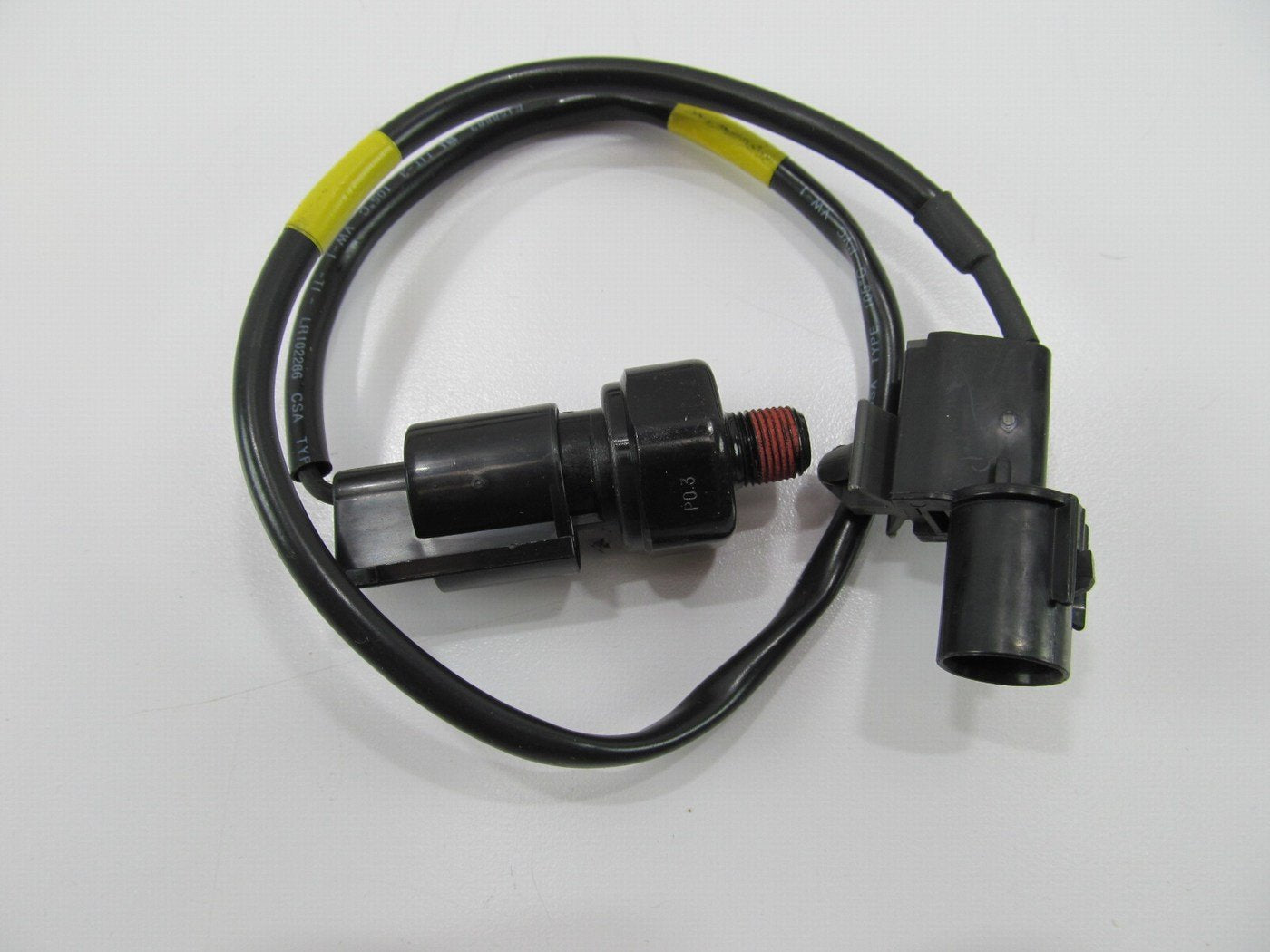 NEW - OEM 9476039700 Oil Pressure Sender For 2001-2006 Hyundai 3.5L-V6