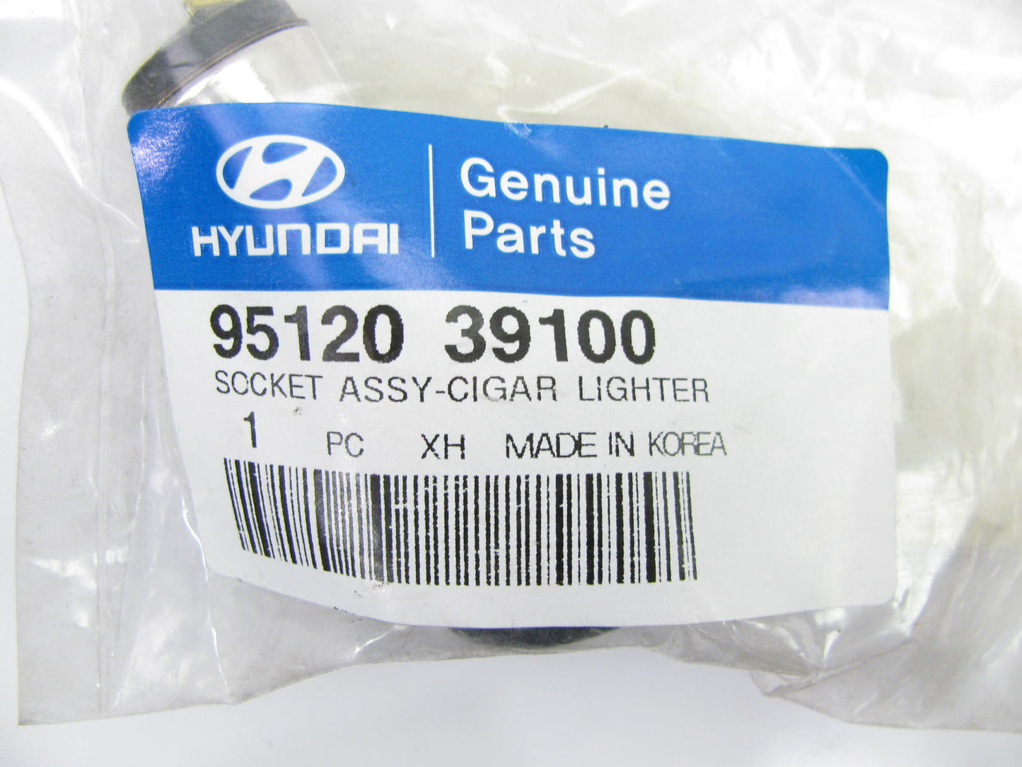 NEW - OEM 95120-39100 12V 120W  Power Outlet Socket For 2004-2005 XG350