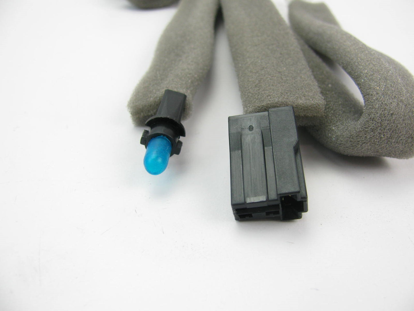 NEW Genuine Cig Cigarette Lighter 12V Socket OEM For 2010-12 Veracruz 951203J200