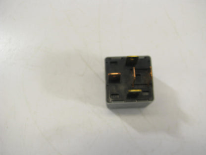 NEW GENUINE 50A ABS Modulator Relay OEM For Hyundai 9521029100