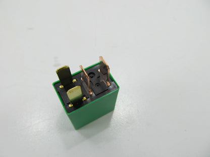NEW - OEM 952242D000 A/C Compressor Control Relay For Hyundai