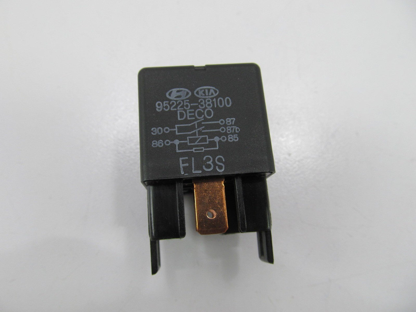 NEW GENUINE Anti-Theft Relay OEM For Hyundai 9522538100