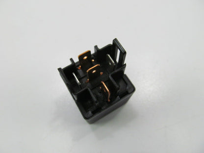 NEW GENUINE Anti-Theft Relay OEM For Hyundai 9522538100