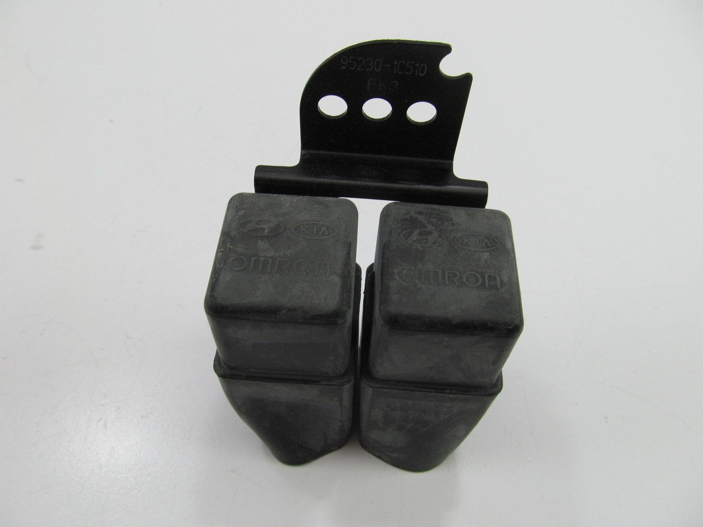 NEW GENUINE Heater And Mini Relay OEM For 2007-2012 Hyundai Veracruz 952301C510