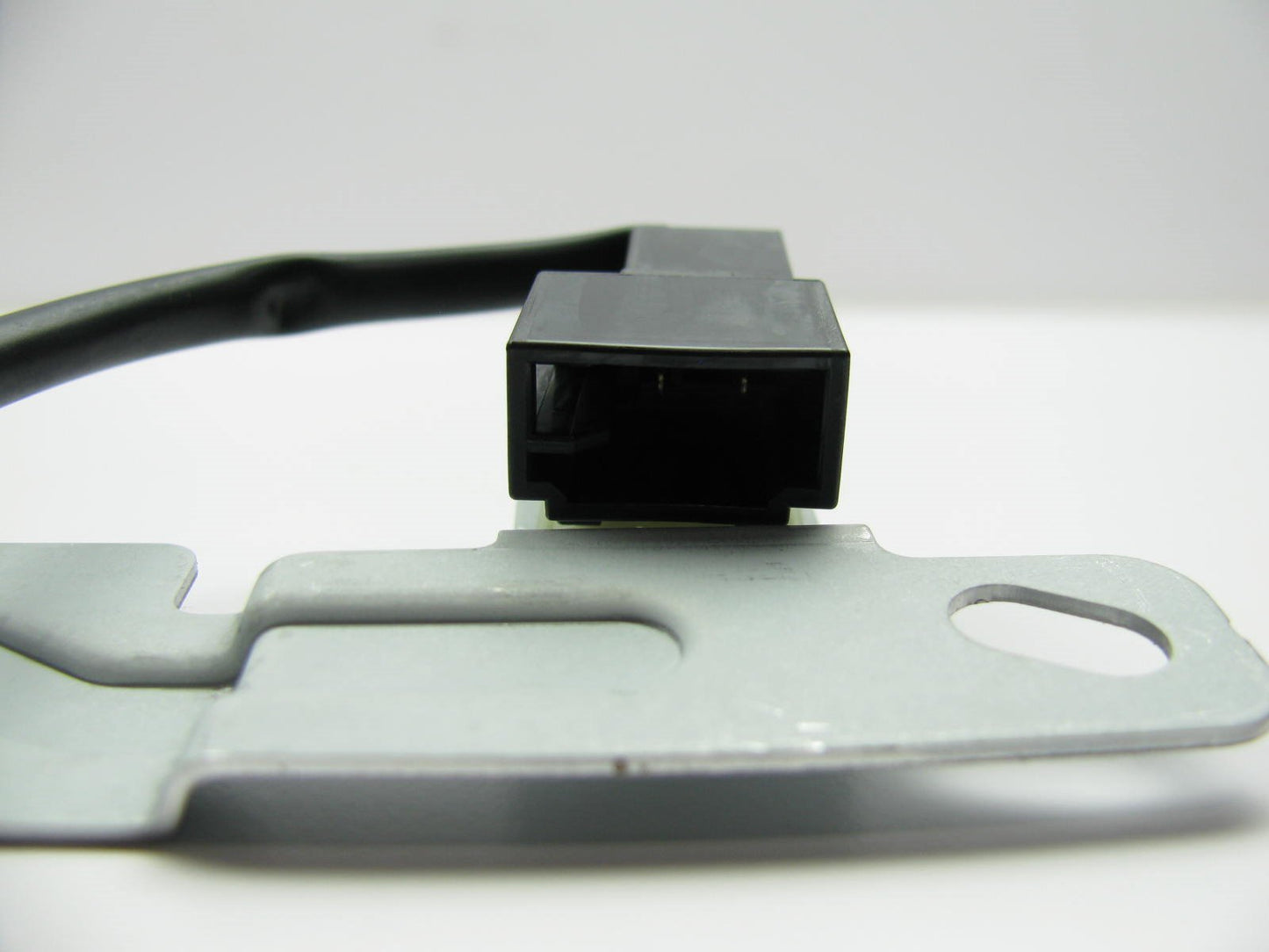NEW - OEM GENUINE Keyless Entry Smartkey Antenna For 2014-2015 Hyundai Tucson