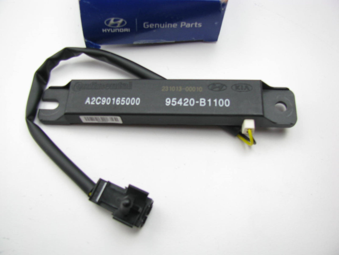 New Keyless Entry Smart Key Receiver Antenna OEM For 2014-16 Genesis 95420B1100