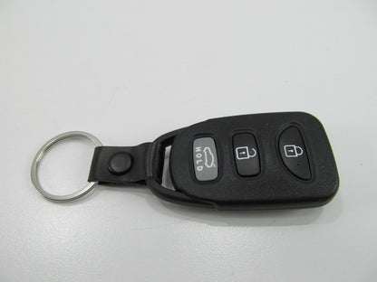 NEW OSLOKA-950T Keyless Entry Remote / Fob OEM For Hyundai 95430-3Q000