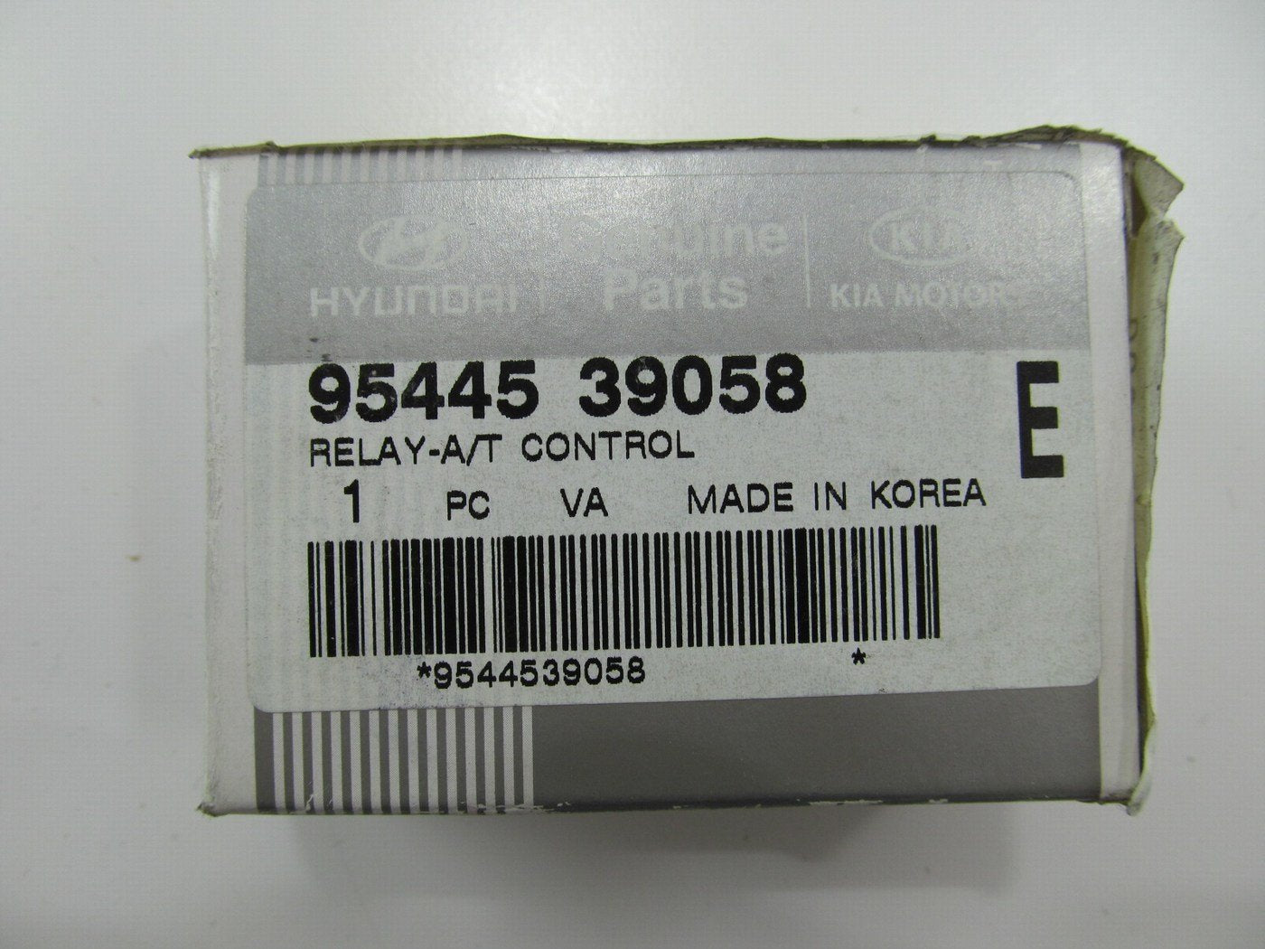 New Genuine OEM For Hyundai 9544539058 Relay  95445-39058  DECO