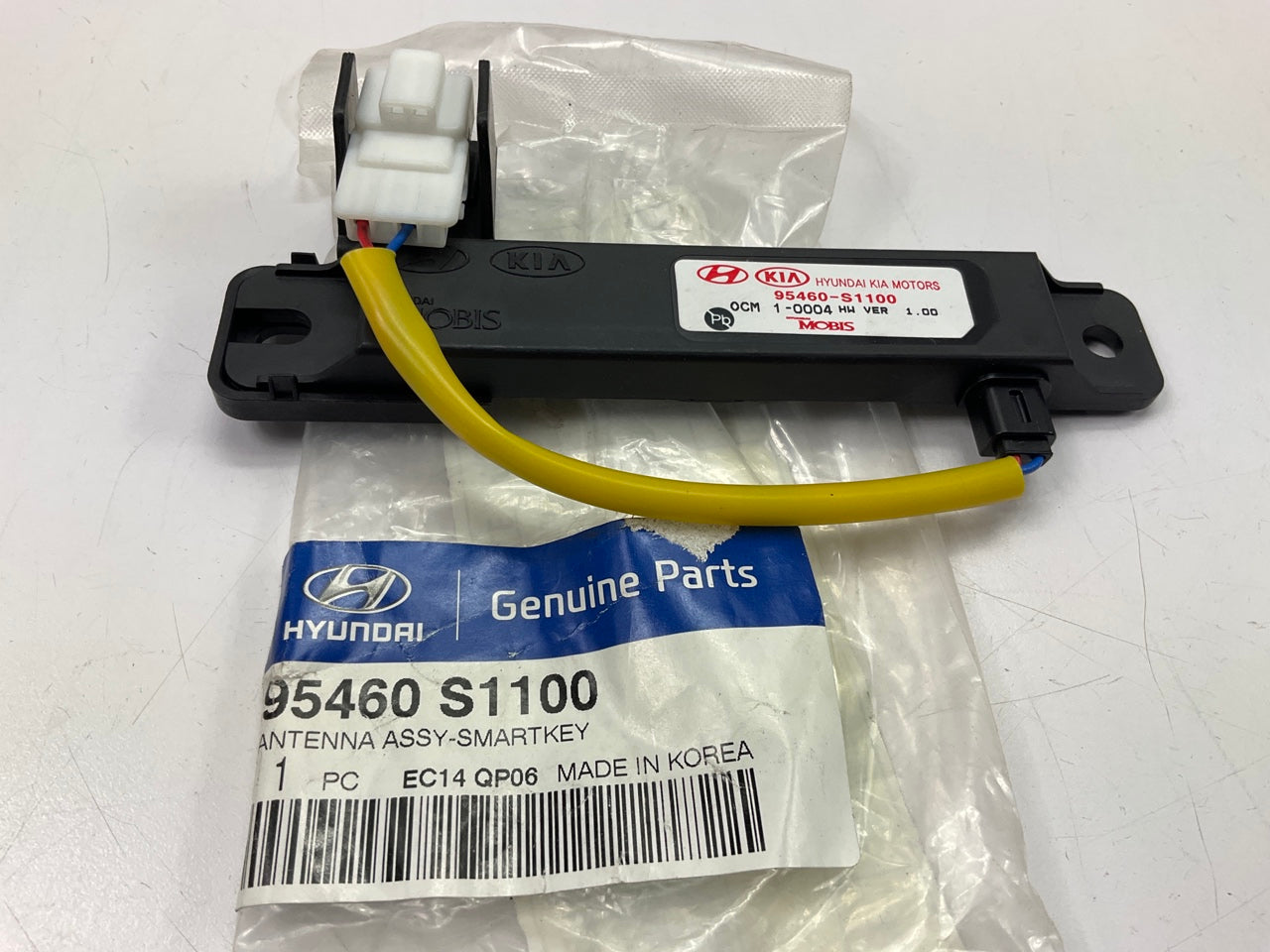 NEW Keyless Entry Remote Smart Key Antenna OEM For 2019-2020 Santa Fe 95460S1100