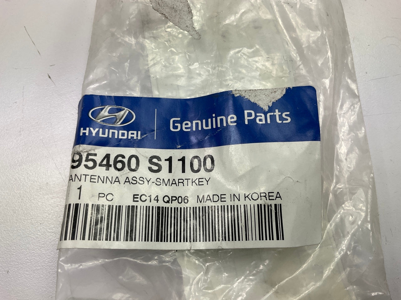 NEW Keyless Entry Remote Smart Key Antenna OEM For 2019-2020 Santa Fe 95460S1100