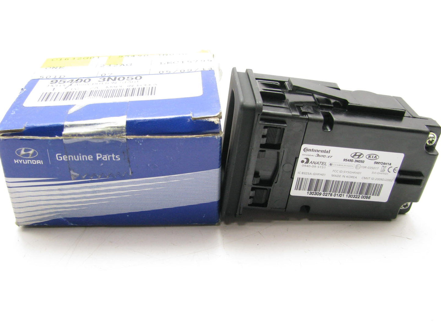 NEW - OEM 954903N050 Ignition Key Fob Reader Holder For 2011-2013 Hyundai Equus