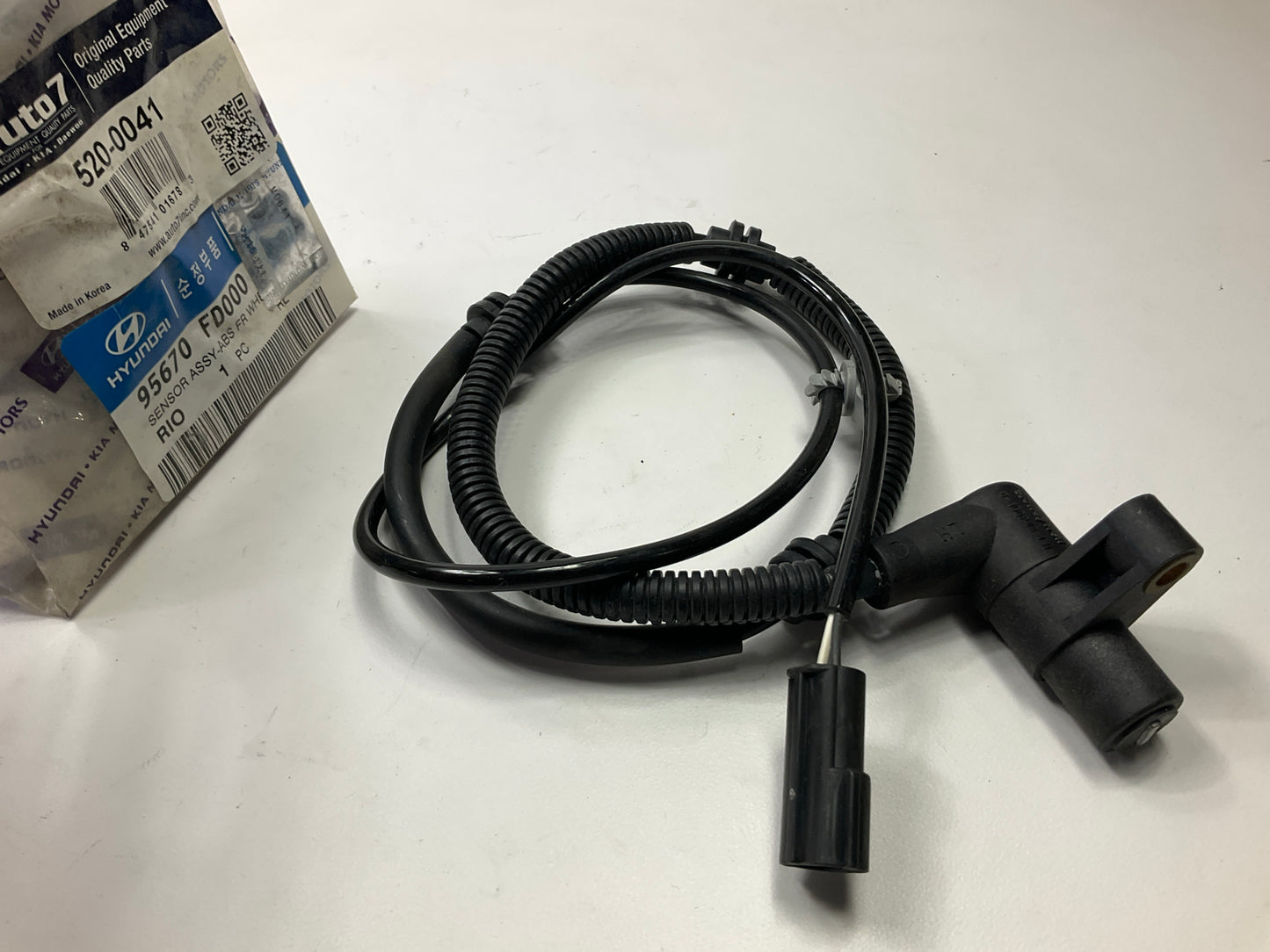 NEW Front Left ABS Wheel Speed Sensor OEM For 2003-2005 Kia Rio 95670-FD000