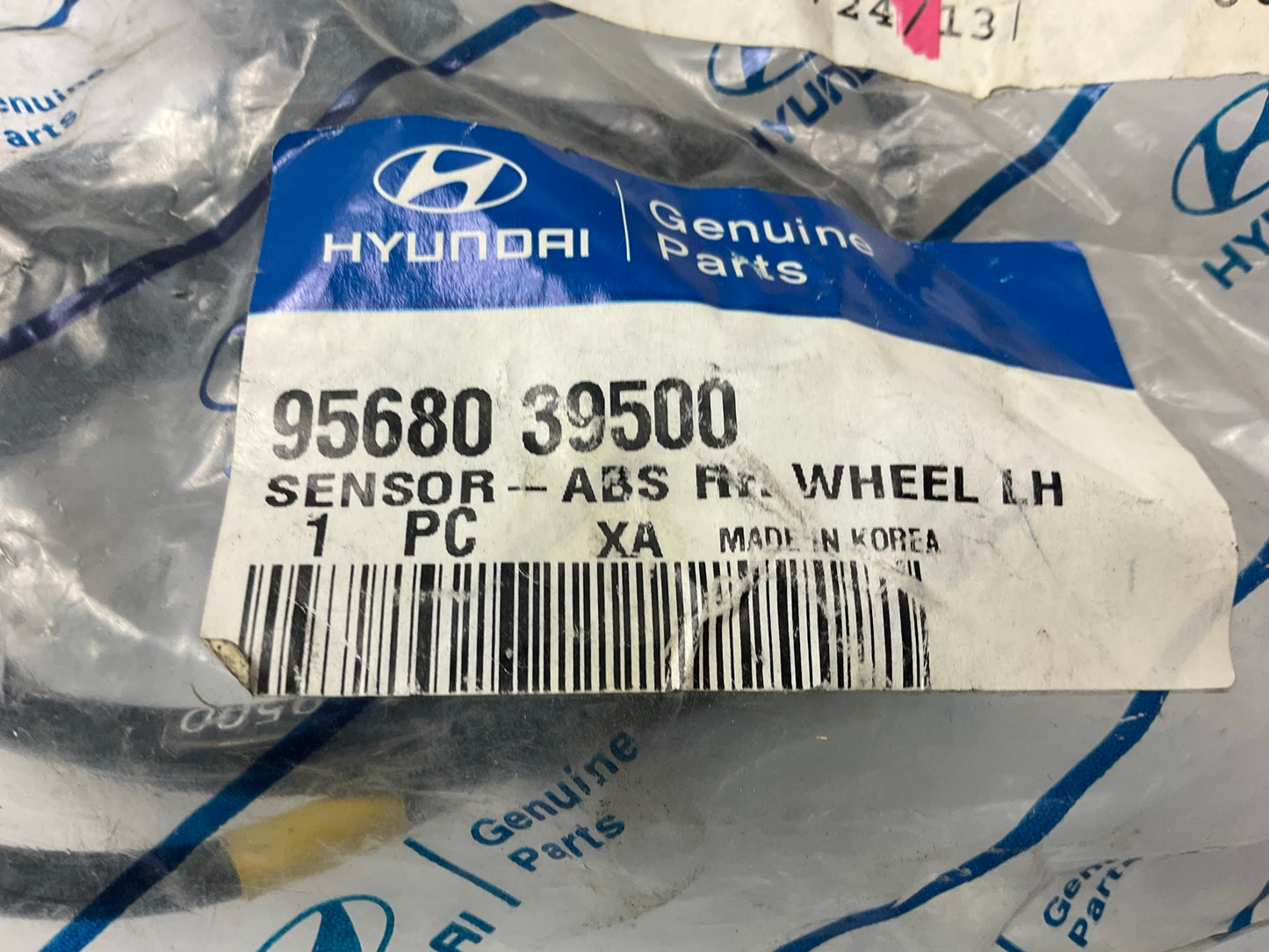NEW - OEM 9568039500 Rear Left ABS Wheel Speed Sensor For 2002-03 Hyundai XG350