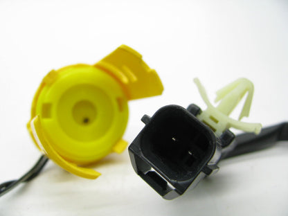 NEW - OEM GENUINE Right Side Door Unlock Switch For 2001-2008 Tiburon 957622C000