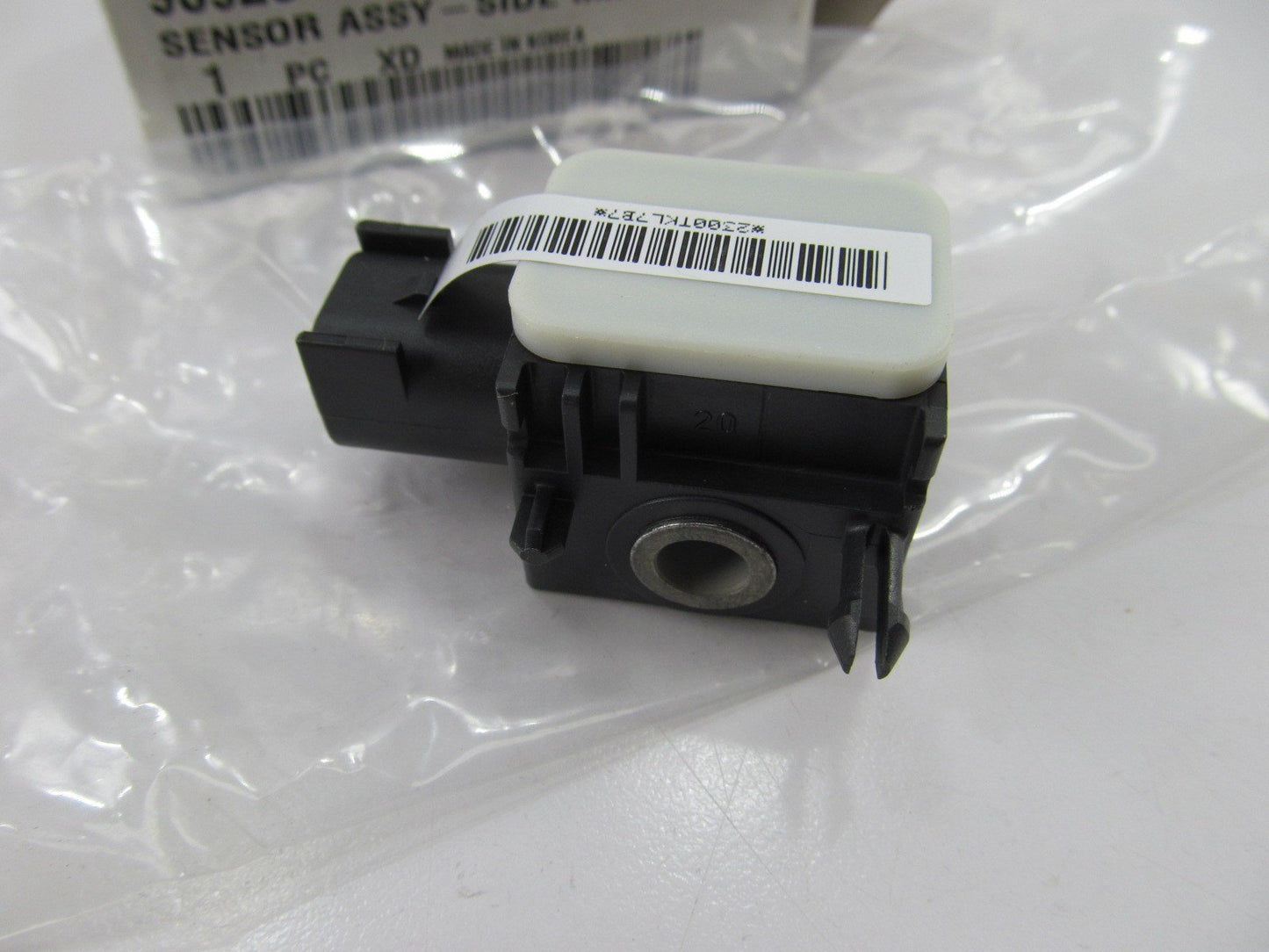 New Genuine Side Impact Crash Sensor SRS OEM For  Hyundai 959202B000