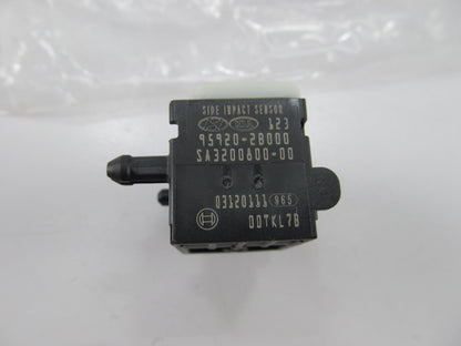 New Genuine Side Impact Crash Sensor SRS OEM For  Hyundai 959202B000