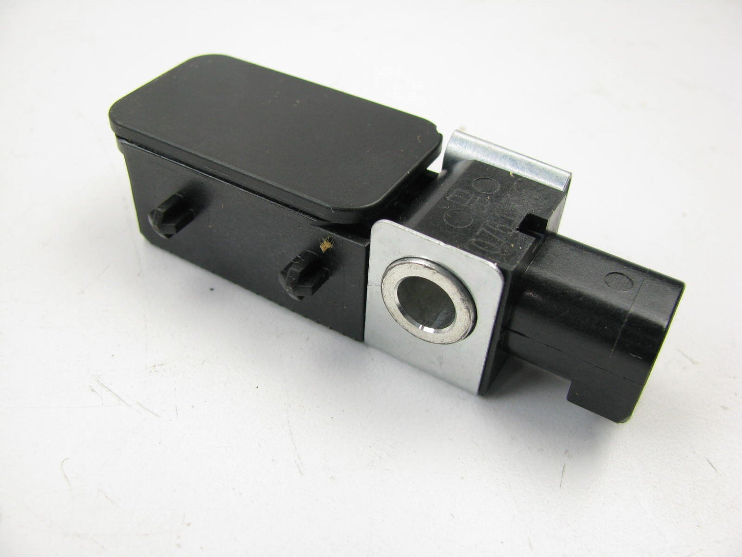 NEW GENUINE FRONT Impact SRS Crash Sensor OEM For 00-06 Elantra 959202D400