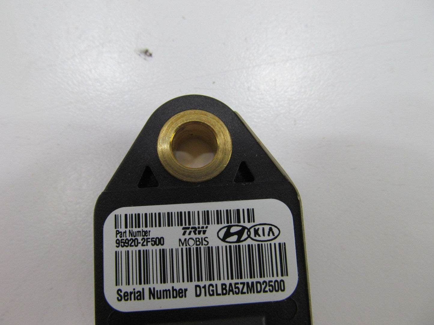 Front Side SRS Impact Crash Sensor OEM For 2006-12 Kia Sedona, 2007-08 Entourage