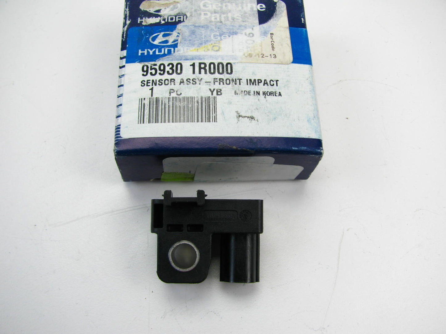 NEW - OEM 959301R000 Front Impact Sensor For 12-15 Veloster 12-14 Accent