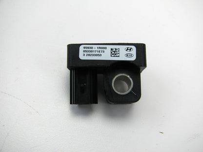 NEW - OEM 959301R000 Front Impact Sensor For 12-15 Veloster 12-14 Accent