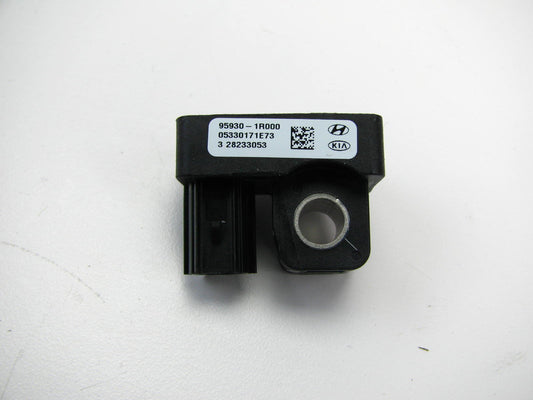 NEW - OEM 959301R000 Front Impact Sensor For 12-15 Veloster 12-14 Accent