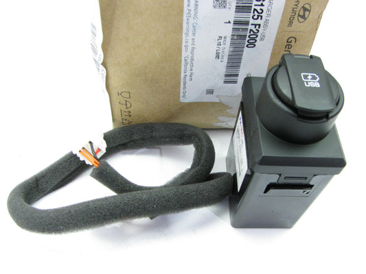 NEW - OEM 96125F2000 Charging Port For 2017-2020 Hyundai Elantra