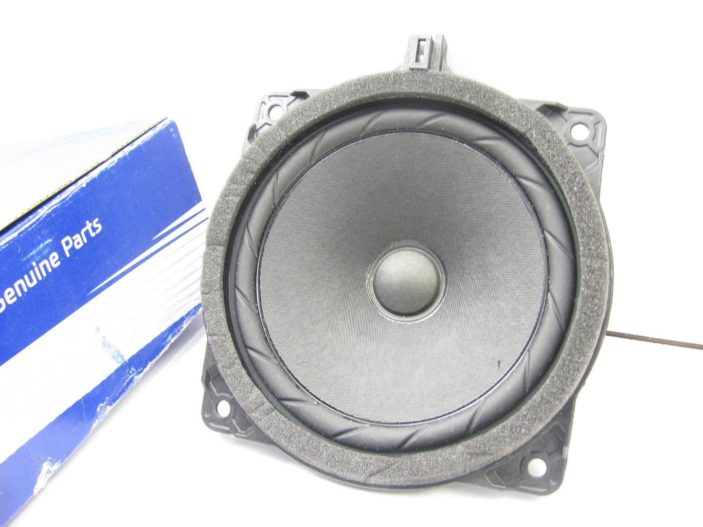 NEW Base Model Door Speaker OEM For 2013-2019 Hyundai Santa Fe 963302W000