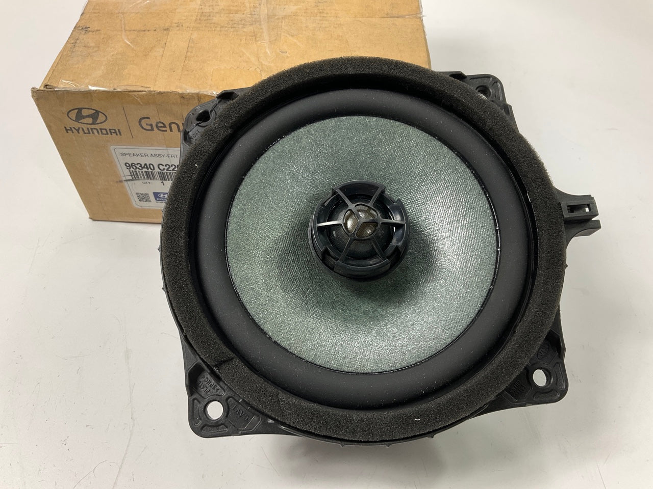 NEW - OEM 96340C2200 Front Right Door Speaker For 2015-2017 Hyundai Sonata