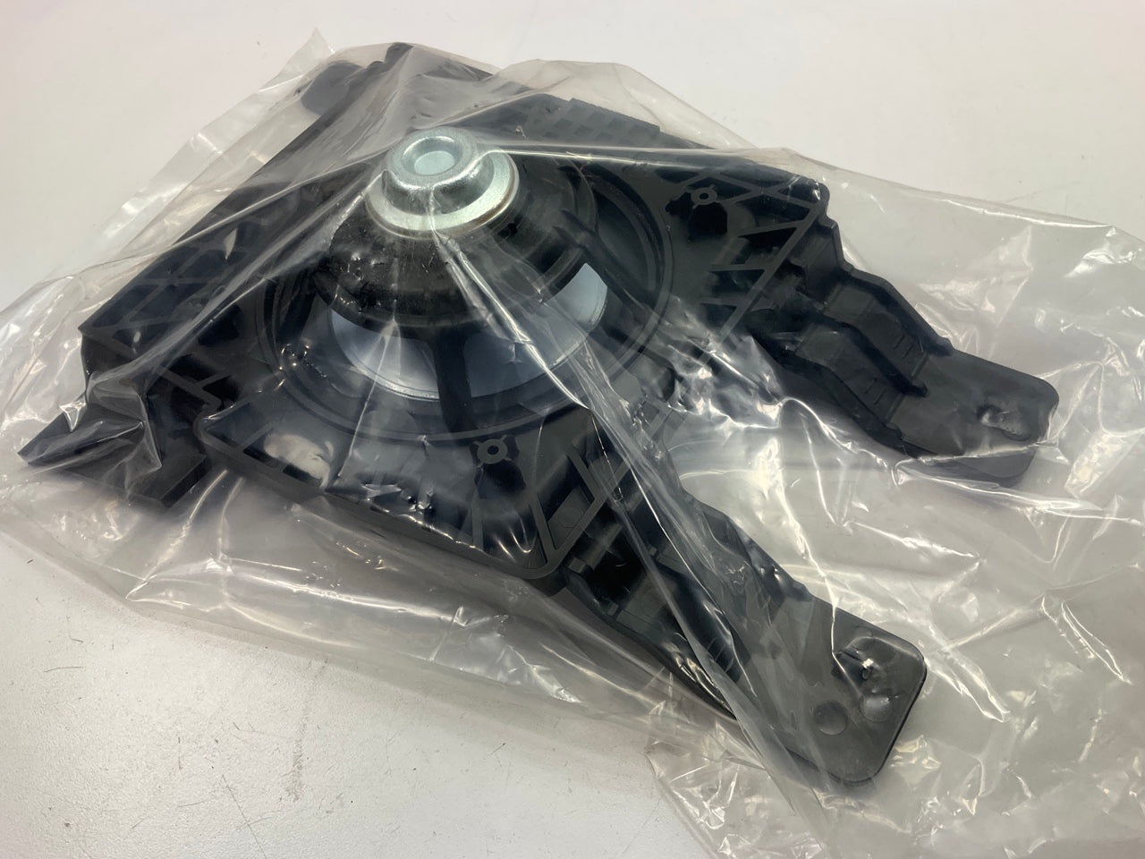 NEW Rear Door Speaker OEM For 2012-2017 Hyundai Veloster 963602V010