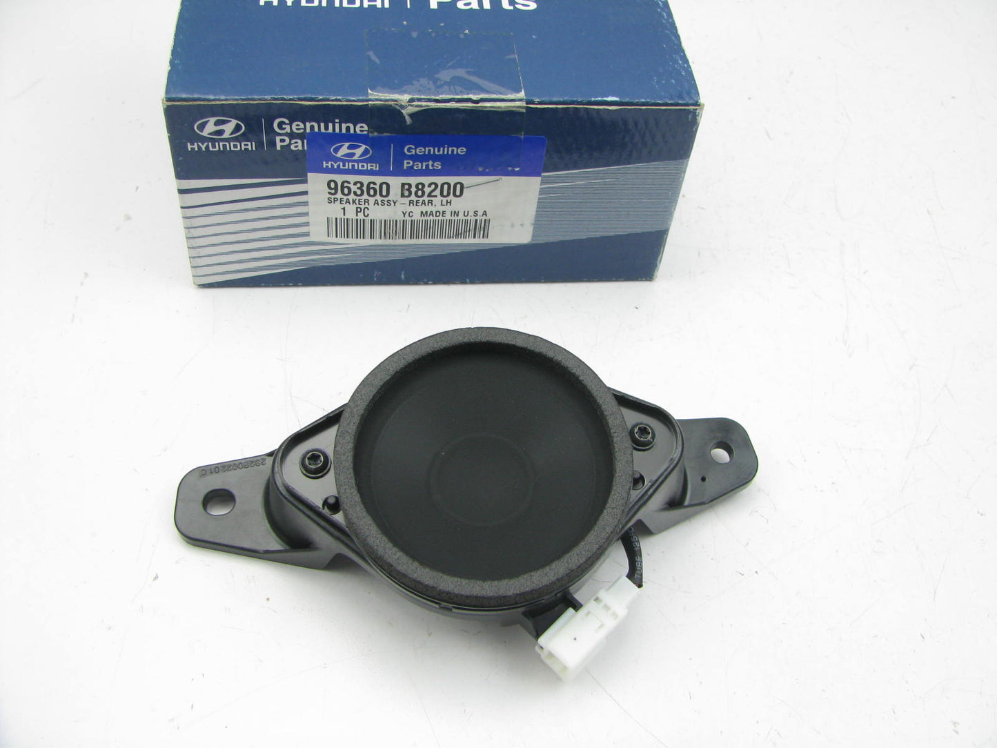 NEW - OEM 96360B8200 Rear Left Speaker For 2013-2019 Hyundai Santa Fe