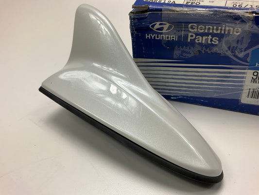 NEW GPS Shark-fin Antenna OEM For 2009-2014 Genesis 965553M100AT
