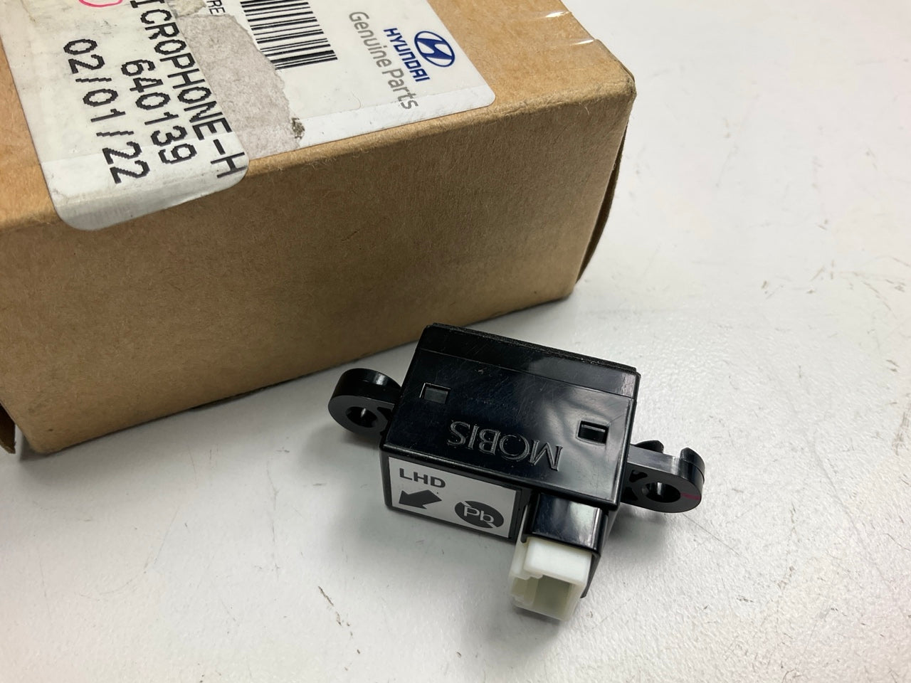 NEW Hands-Free Microphone Mic OEM For 2019-2023 Hyundai Santa Fe 96575M6000