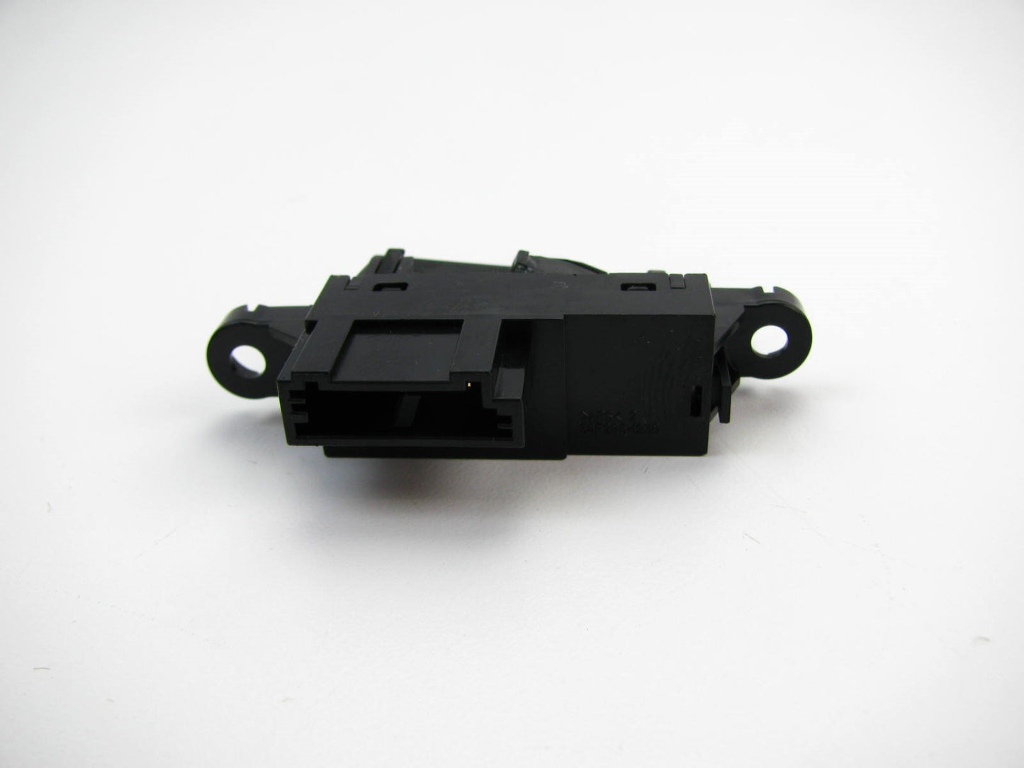 NEW GENUINE Hands Free Remote Steering Wheel Switch OEM For 12-14 Hyundai Accent