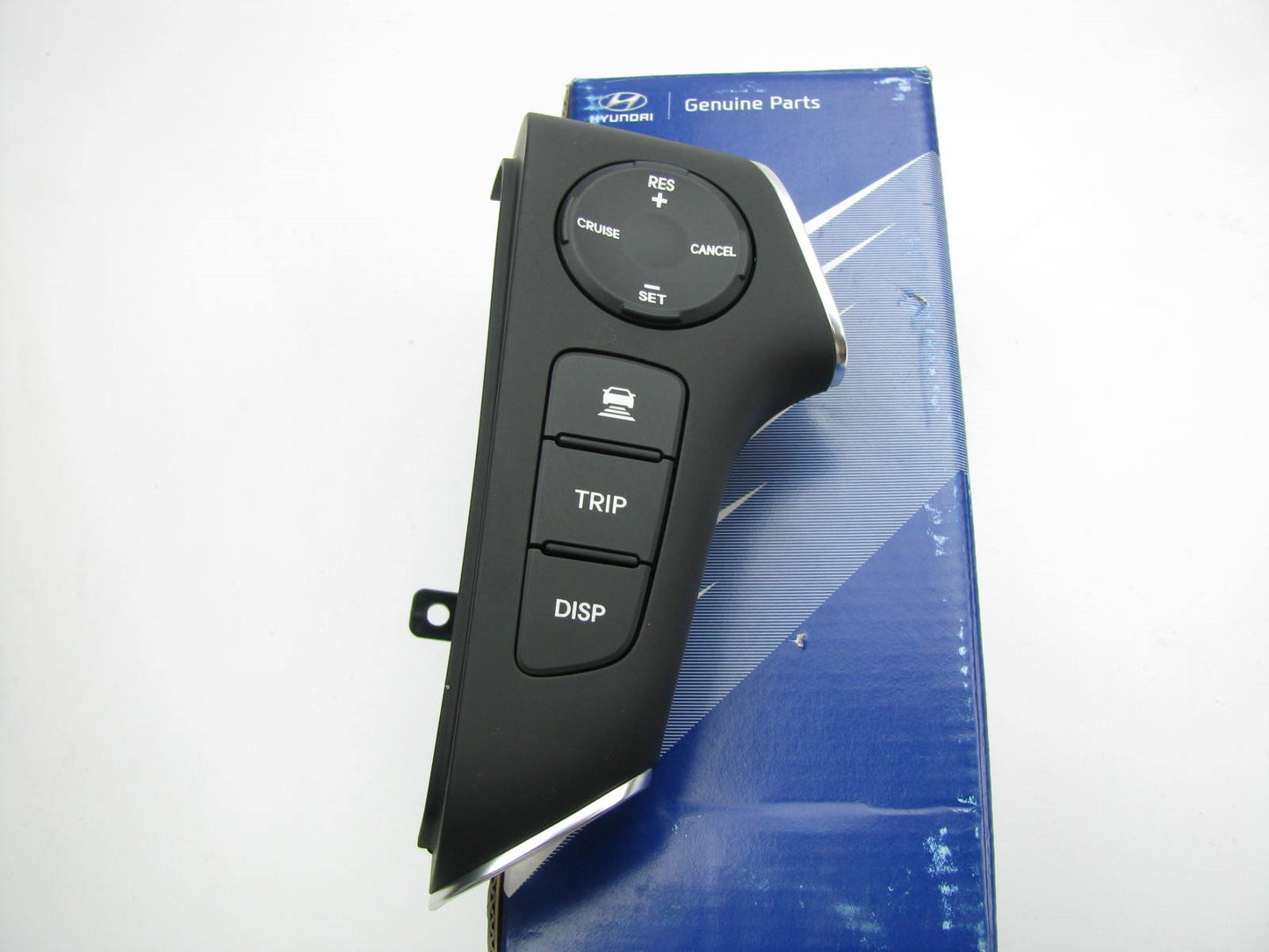 NEW - OEM Right Side Smart Cruise Control Remote Switch For 13-14 Genesis