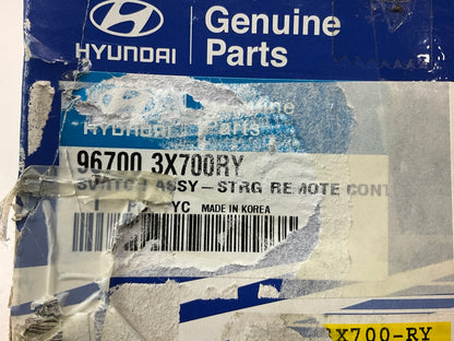 NEW Left Side Steering Wheel Trim OEM For 2014-2016 Hyundai Elantra 967003X700RY