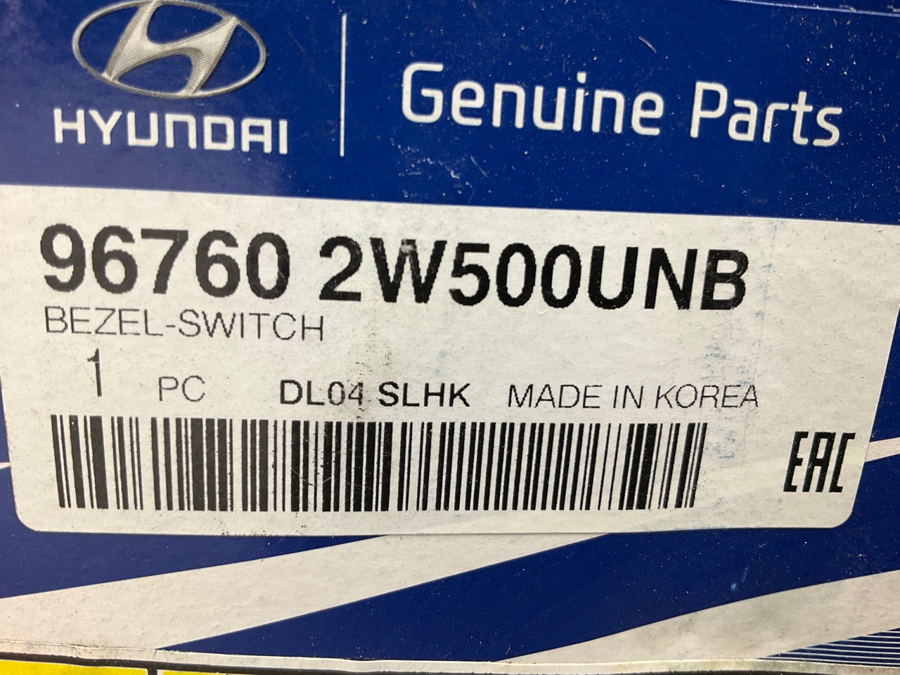 Steering Wheel Switch Surround Trim Bezel OEM For 16-19 Santa Fe 967602W500UNB