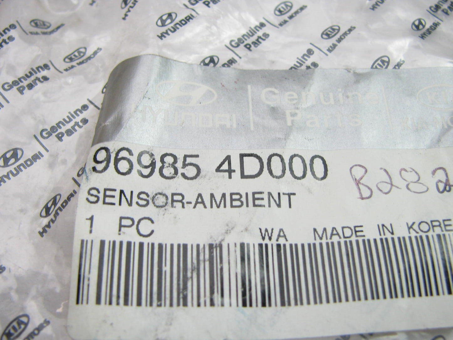 NEW OEM 969854D000 Ambient Air Temperature Sensor For 2006-2014 Kia Sedona