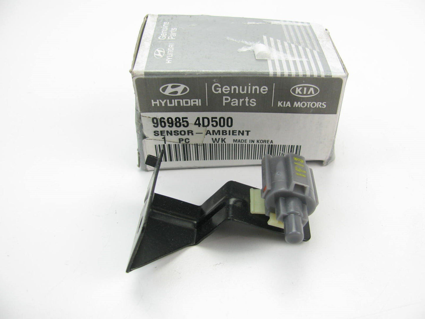 New OEM A/C & Heater Ambient Temperature Sensor For 07-08 Entourage 06-14 Sedona
