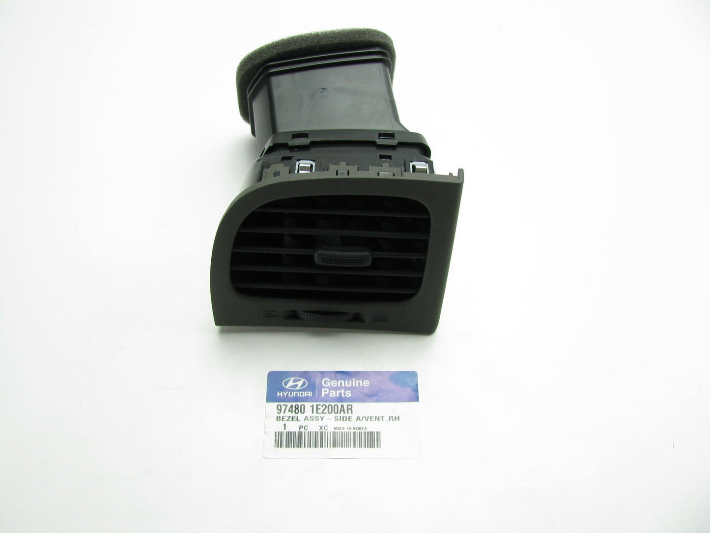 New OEM A/C Heater Side Air Vent Duct Bezel Right Passenger For 08-09 Accent