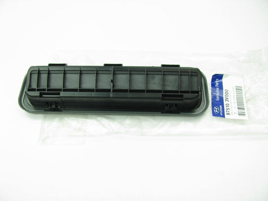 Rear Quarter Panel Air Pressure Extractor Grille Vent OEM For Hyundai 975103V000