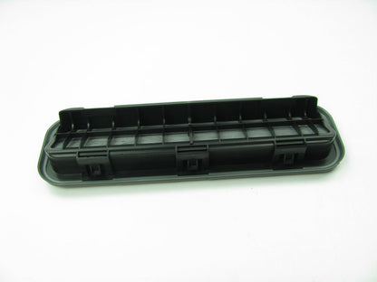 Rear Quarter Panel Air Pressure Extractor Grille Vent OEM For Hyundai 975103V000