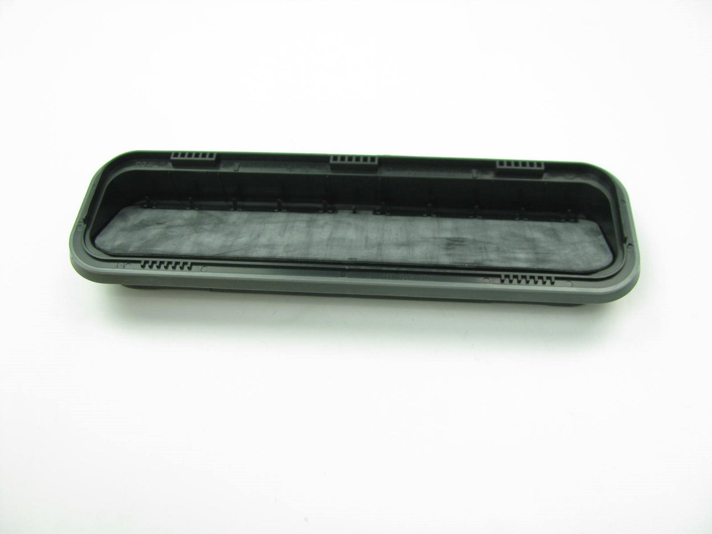 Rear Quarter Panel Air Pressure Extractor Grille Vent OEM For Hyundai 975103V000