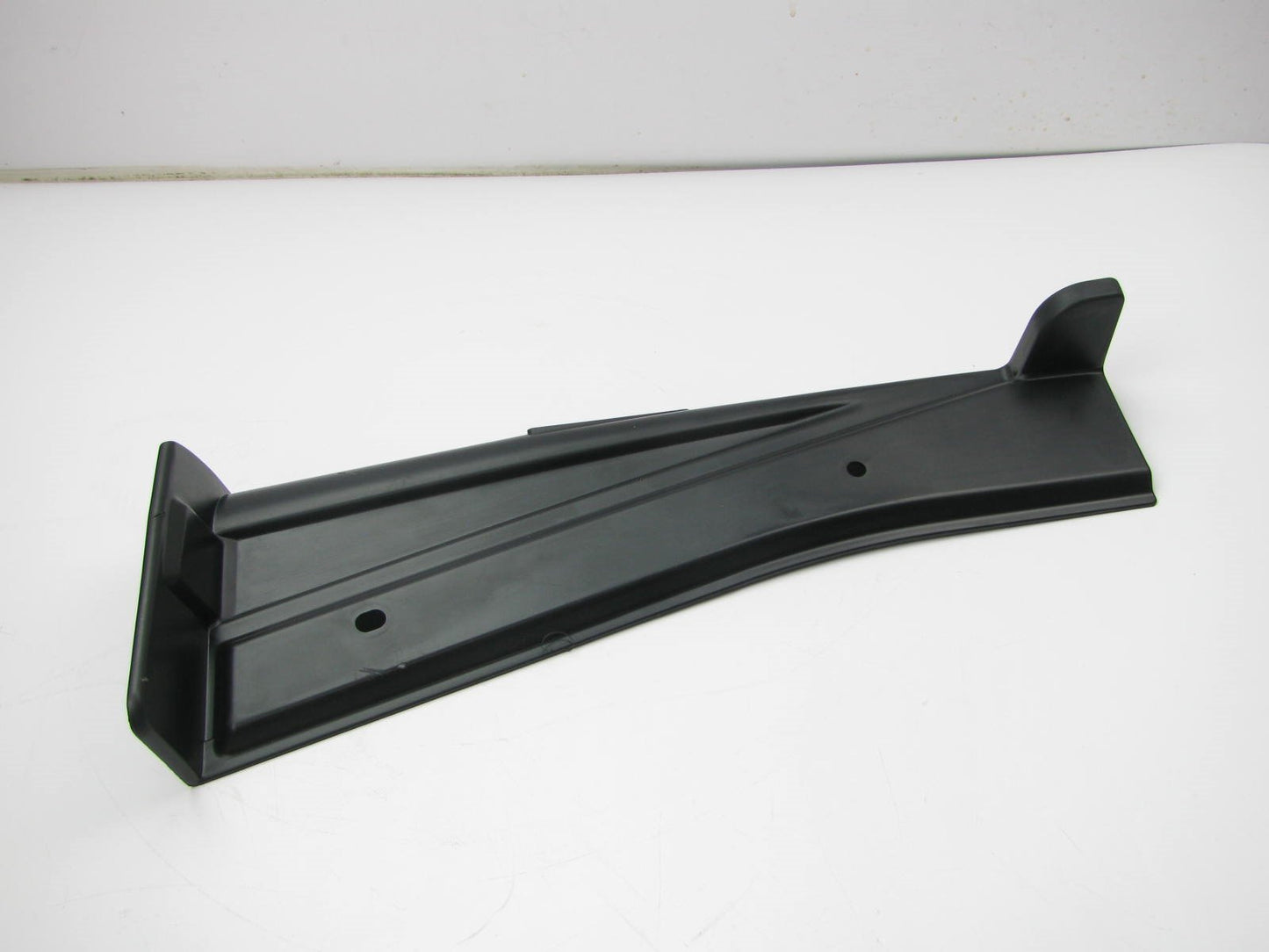 New OEM Rear Bumper Lower Guard Left Driver For 02-05 Sonata 975203D000