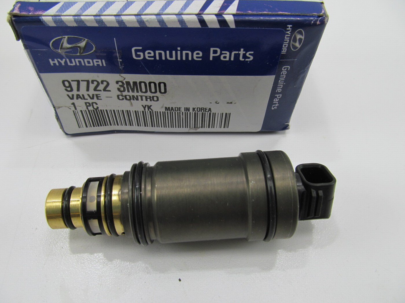NEW GENUINE A/C Compressor Control Valve OEM For 2009-13 Genesis, 2011-13 Equus