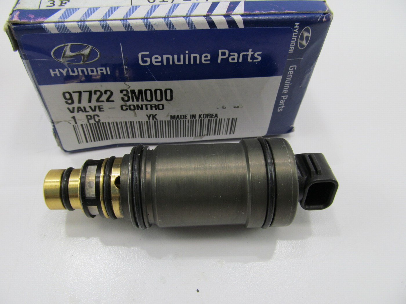NEW GENUINE A/C Compressor Control Valve OEM For 2009-13 Genesis, 2011-13 Equus
