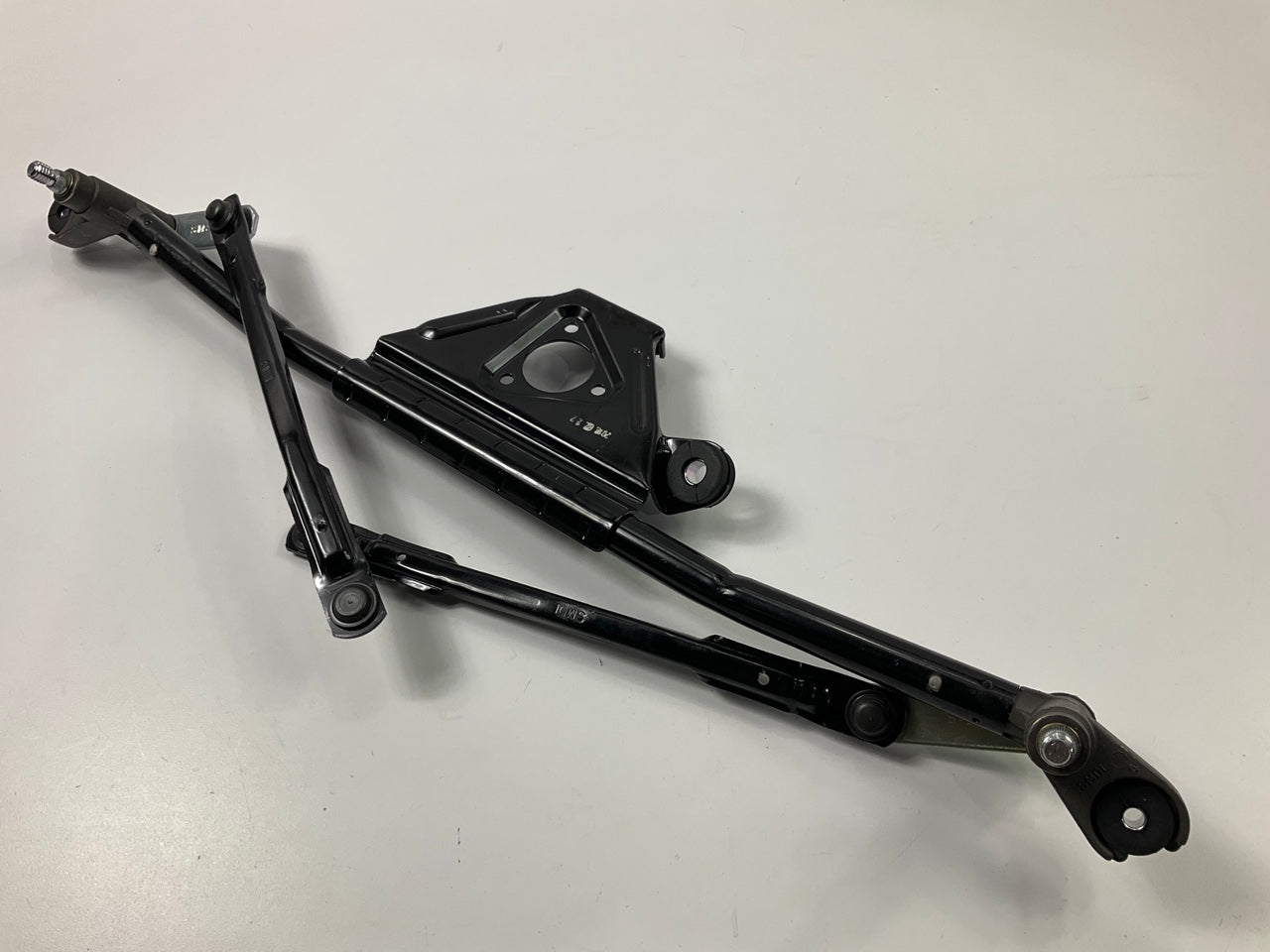 NEW Windshield Wiper Linkage OEM For 2001-2004 Hyundai Santa Fe 9812026000