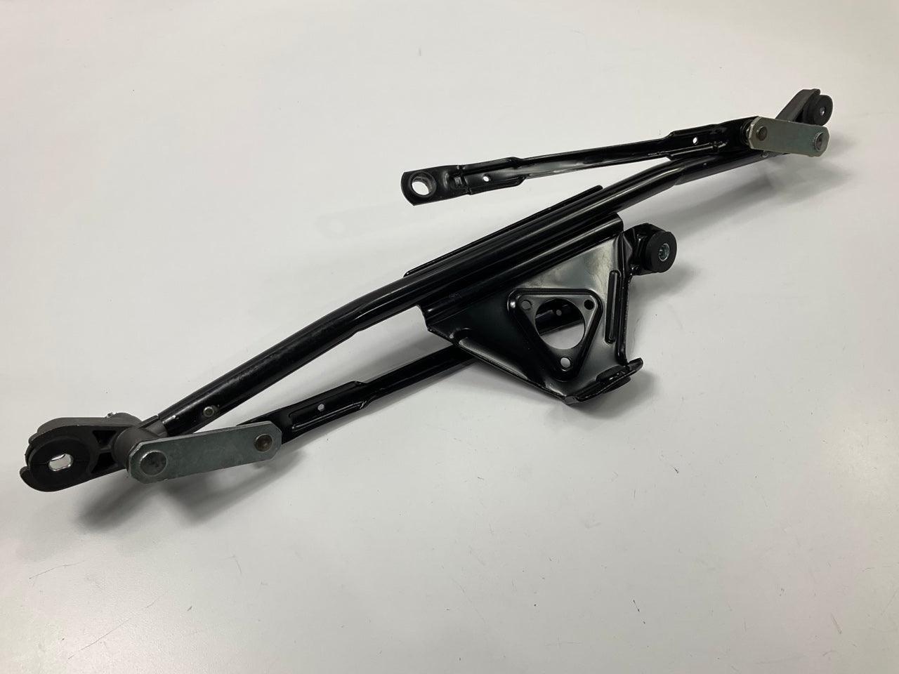 NEW Windshield Wiper Linkage OEM For 2001-2004 Hyundai Santa Fe 9812026000