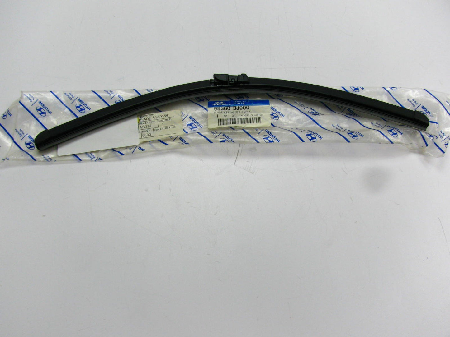 New Left Side Windshield Wiper Blade OEM For 07-08 Hyundai Veracruz 983503J000