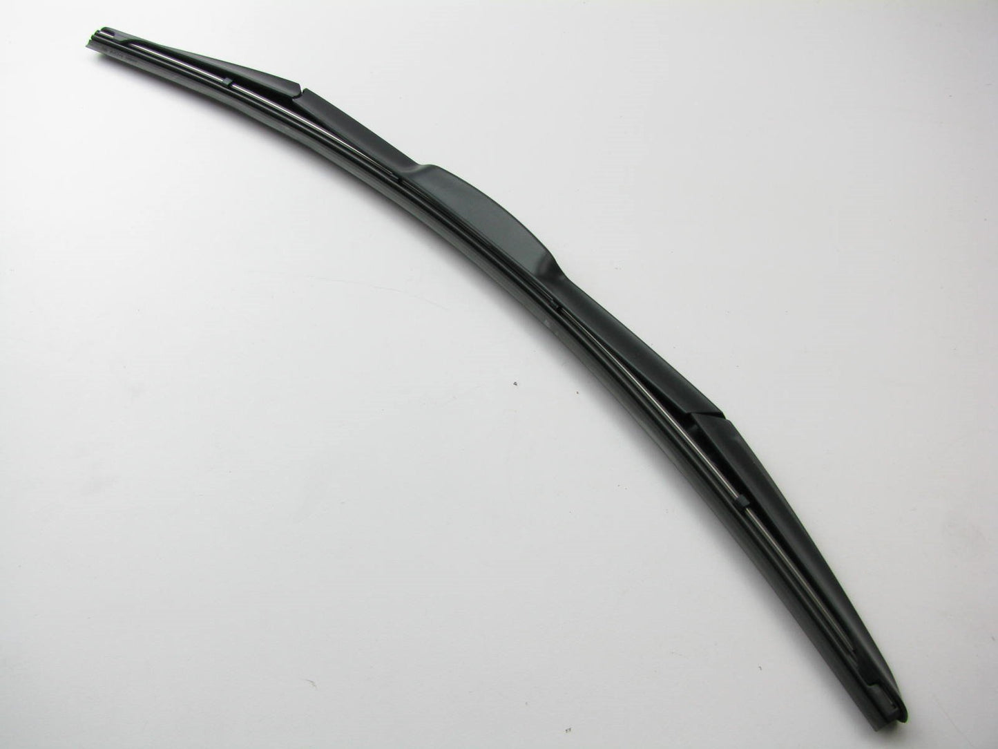 NEW GENUINE Right Side Windshield Wiper Blade OEM For 10-16 Genesis Coupe