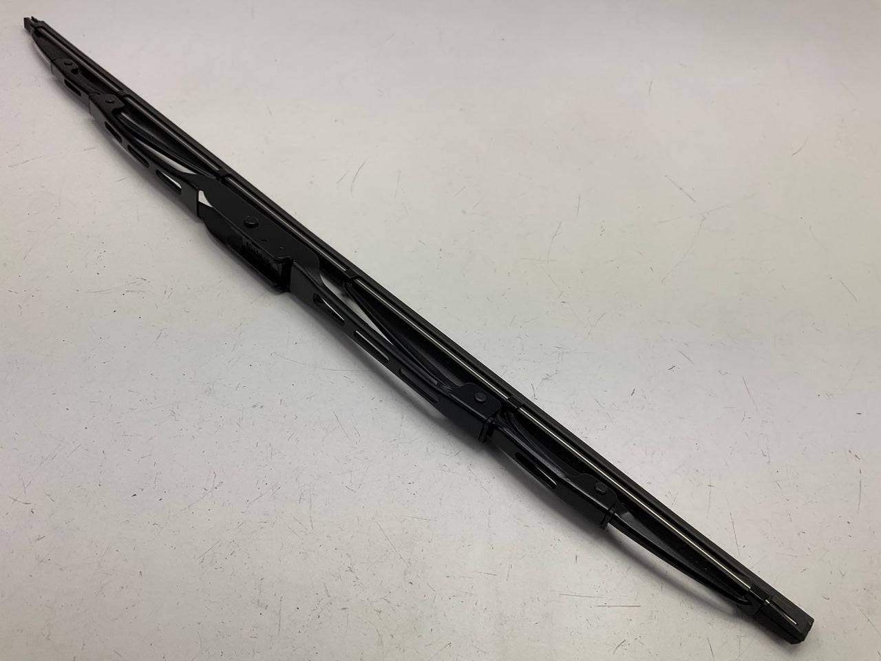 Right Passengers Side Windshield Wiper Blade OEM For Hyundai 98360G2000